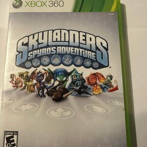 Xbox 360 
Skylanders Spyro's Adventure CIB